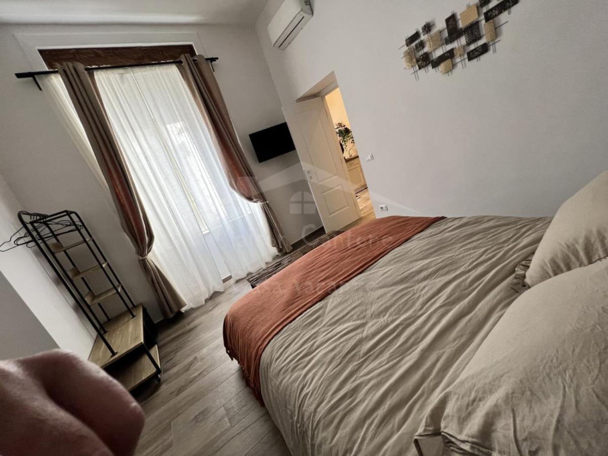 Maison Cantone Naples Extérieur photo